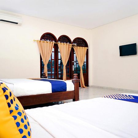 Spot On 2629 Duta Karimun Hotel Karimunjawa Exterior photo